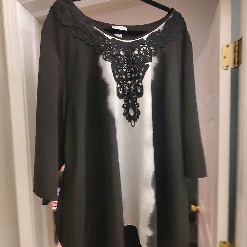 Catherines, Black and Grey Lace Bodice Applique Shirt, Size 3x